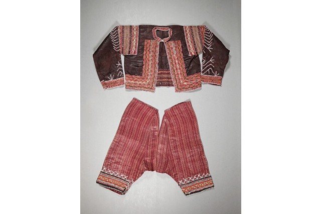 Bagobo man’s outfit from 1940s