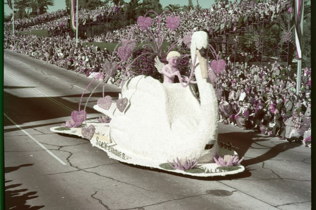 See&#039;s Candy Float Rose Parade