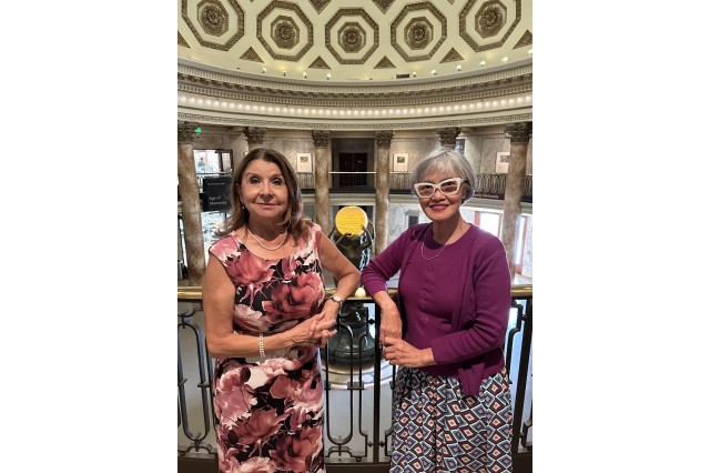 Martha Garcia and Marilyn Bello in the Rotunda